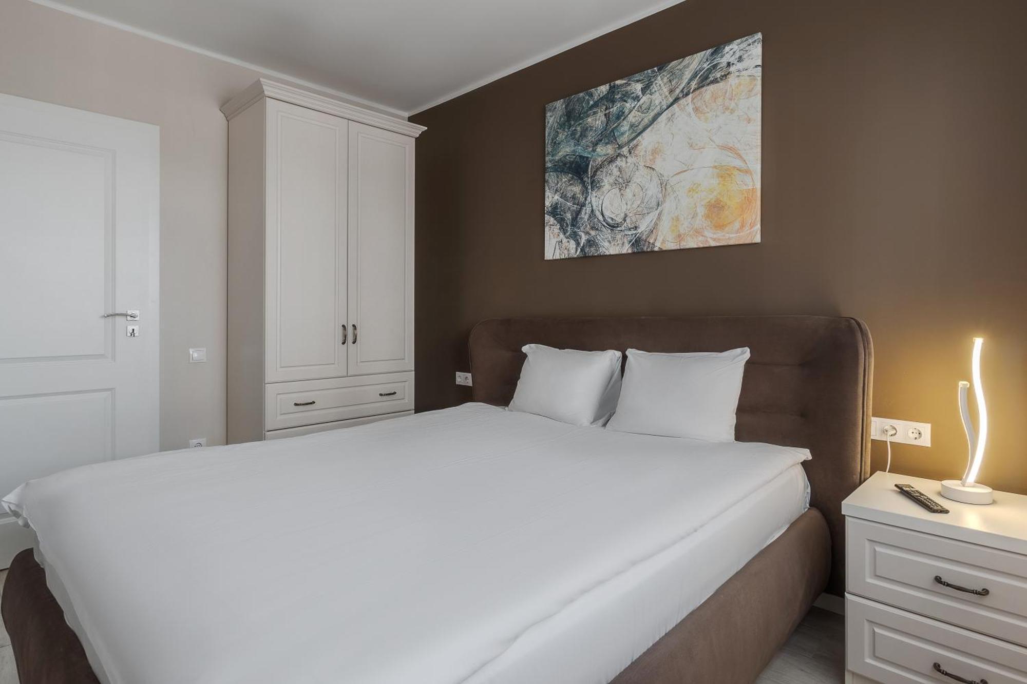 Ceyrat Flat Oradea Exterior foto