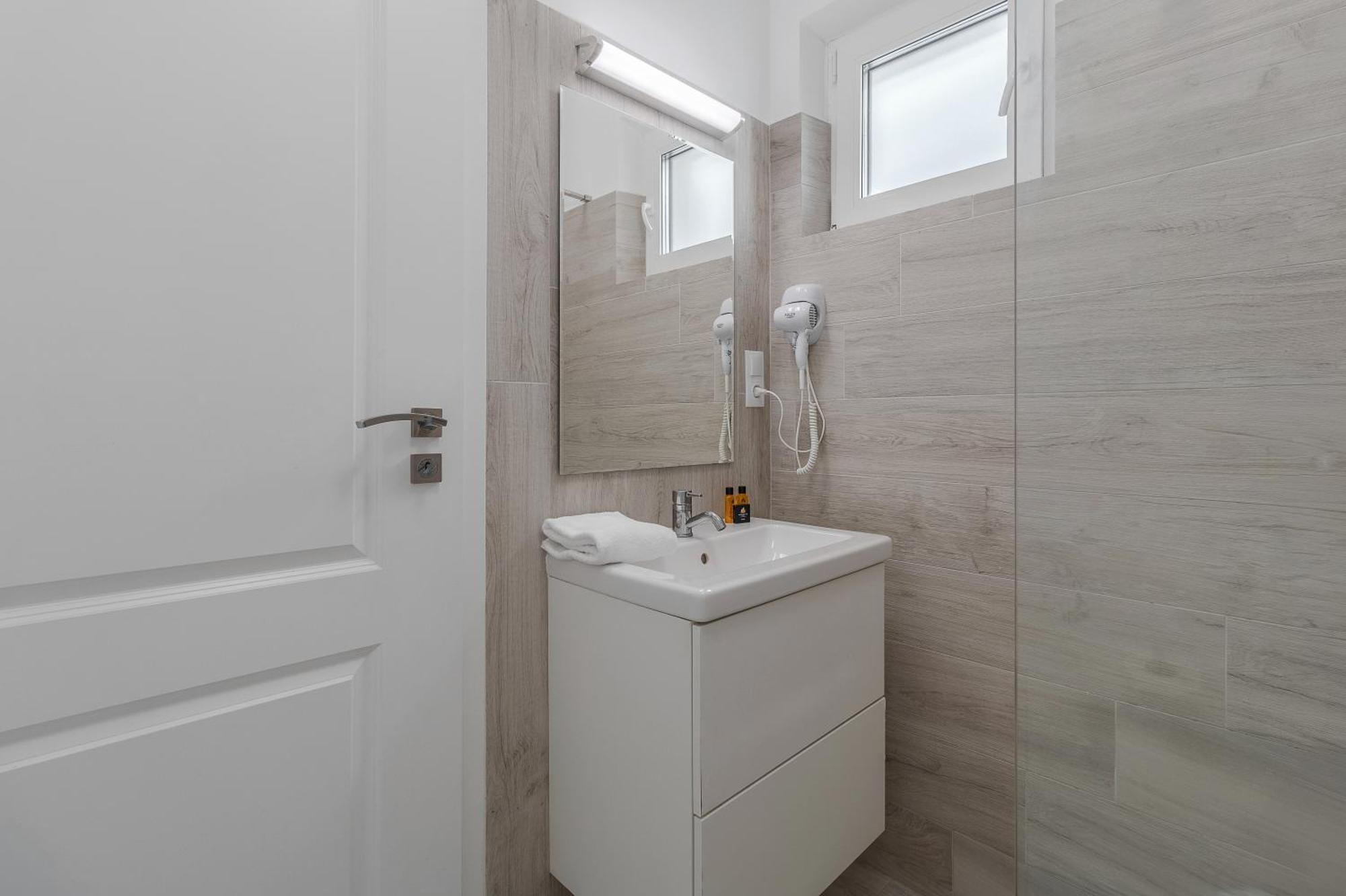 Ceyrat Flat Oradea Exterior foto